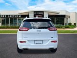 Used 2018 Jeep Cherokee Overland image 4