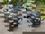 Used 2022 Ford Explorer XLT w/ Equipment Group 202A image 3