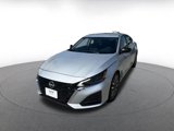Used 2024 Nissan Altima 2.5 SV image 5