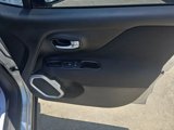 Used 2018 Jeep Renegade Latitude image 5