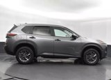 Used 2023 Nissan Rogue S image 4