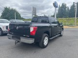 Used 2019 Nissan Titan SV image 5