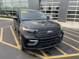 Certified 2022 Ford Explorer XLT w/ Equipment Group 202A image 4