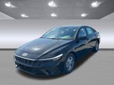 New 2025 Hyundai Elantra SE image 3