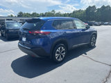 Used 2021 Nissan Rogue SV image 2