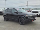 Used 2021 Jeep Cherokee Trailhawk w/ Technology Group image 2