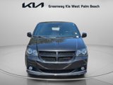 Used 2018 Dodge Grand Caravan GT image 3