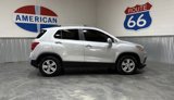 Used 2019 Chevrolet Trax LT w/ LT Convenience Package image 2