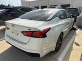 Used 2023 Nissan Altima 2.5 SR image 3