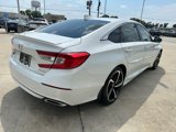 Used 2018 Honda Accord Sport image 5