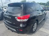 Used 2016 Nissan Pathfinder SL w/ Trailer Tow Package image 6