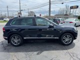 Used 2016 Volkswagen Touareg Sport image 5