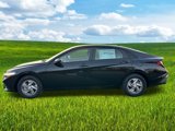 New 2025 Hyundai Elantra SE image 2