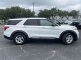 Used 2020 Ford Explorer XLT image 2