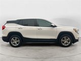 Used 2023 GMC Terrain SLE image 2