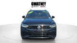 Used 2022 Volkswagen Tiguan SE R-Line image 2