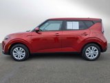 Used 2023 Kia Soul LX image 4