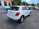 Used 2018 Chevrolet Trax LT w/ LT Convenience Package image 5
