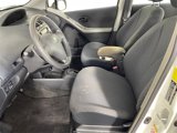 Used 2010 Toyota Yaris 4-Door Hatchback image 3