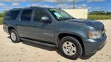 Used 2009 Chevrolet Suburban LT image 2