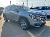 Used 2024 GMC Terrain SLT image 3