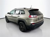 Used 2019 Jeep Cherokee Latitude w/ Popular Appearance Group image 5