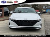 Used 2021 Hyundai Elantra SE image 2