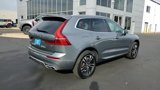 Used 2019 Volvo XC60 T8 Momentum w/ Advanced Package image 3
