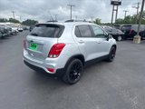 Used 2022 Chevrolet Trax LT w/ Sport Edition image 5