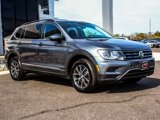 Used 2020 Volkswagen Tiguan SE w/ Panoramic Sunroof Package image 3