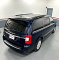Used 2013 Chrysler Town & Country Touring image 5