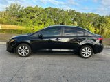 Used 2022 Toyota Corolla LE image 2