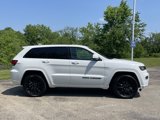Used 2019 Jeep Grand Cherokee Altitude image 2