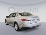 Used 2025 Toyota Camry LE image 4
