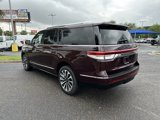 Used 2023 Lincoln Navigator L Reserve image 4