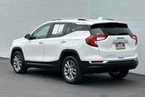 Used 2024 GMC Terrain SLT image 6