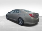 Used 2013 Toyota Camry LE image 3