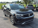 Certified 2022 Volkswagen Taos SE image 3