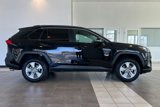 Certified 2022 Toyota RAV4 XLE image 3