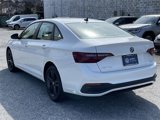 Certified 2022 Volkswagen Jetta SE image 6