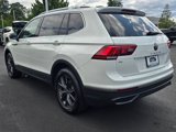 Used 2022 Volkswagen Tiguan SE image 6