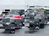 Used 2020 Nissan Pathfinder SL image 3