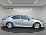 Used 2020 Toyota Camry LE image 6