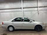 Used 2002 Toyota Camry LE image 2