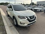 Used 2017 Nissan Rogue SV w/ SV Premium Package image 2