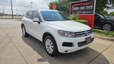 Used 2014 Volkswagen Touareg Sport image 6