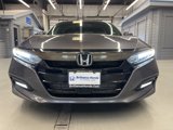 Used 2018 Honda Accord Sport image 2
