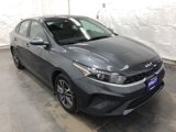 Used 2022 Kia Forte LXS image 2