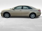 Used 2011 Toyota Camry image 2