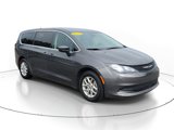 Used 2023 Chrysler Voyager LX image 2